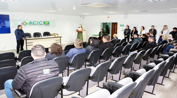 Acic recebe novos associados em 2025 2 acic2