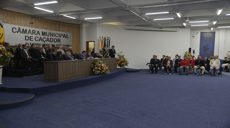 Câmara reconhece trajetória dos Destaque Caçadorenses 2 dest2