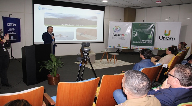 Fiesc e Uniarp realizam Seminário Internacional Interdisciplinar em Caçador 3 fapesc3