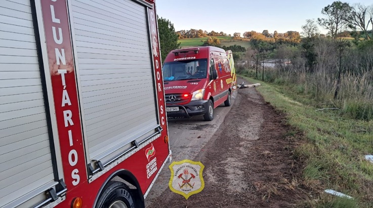 SC-135: 4 veículos se envolvem em acidente e 3 pessoas ficam feridas 1 IMG 20250624 WA0004
