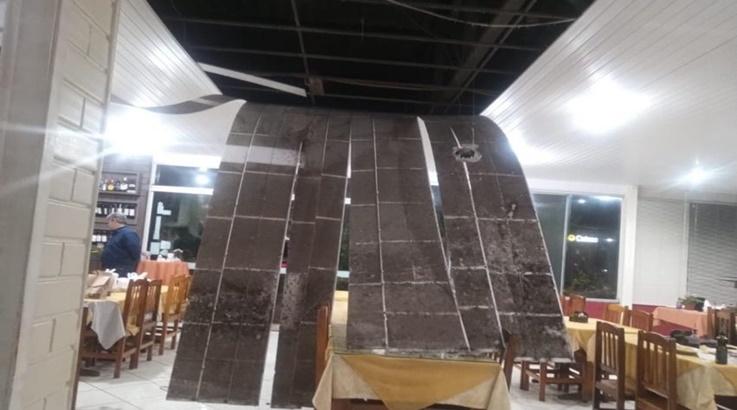 Temporal com chuva e granizo atingem a região 4 frai2