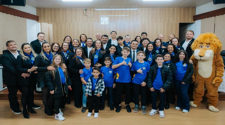Toma posse a nova diretoria do Lions Clube Rio das Antas 7 lions
