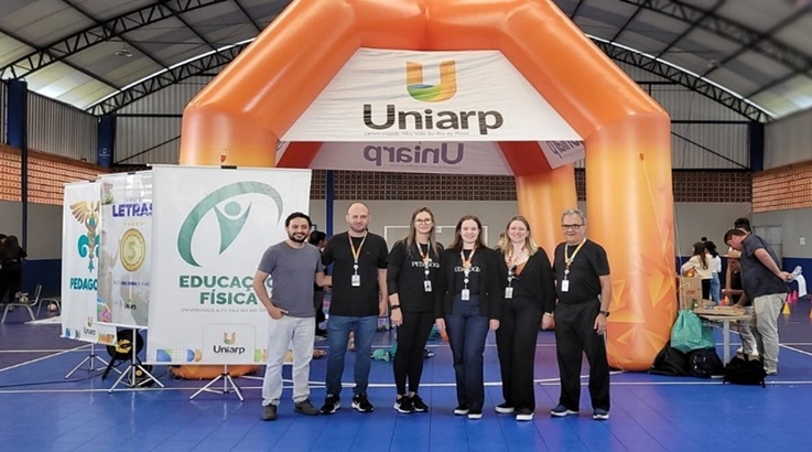 Oficina integram universidade e comunidade escolar em Caçador 2 uniarp2
