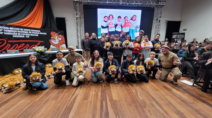 15º BPM realiza formaturas do Proerd e celebra a força da prevenção em Caçador 6 IMG 20250707 WA0007