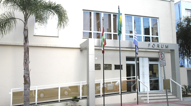 Justiça agenda júri de ré acusada de matar marido e ocultar corpo em freezer 2 juri2