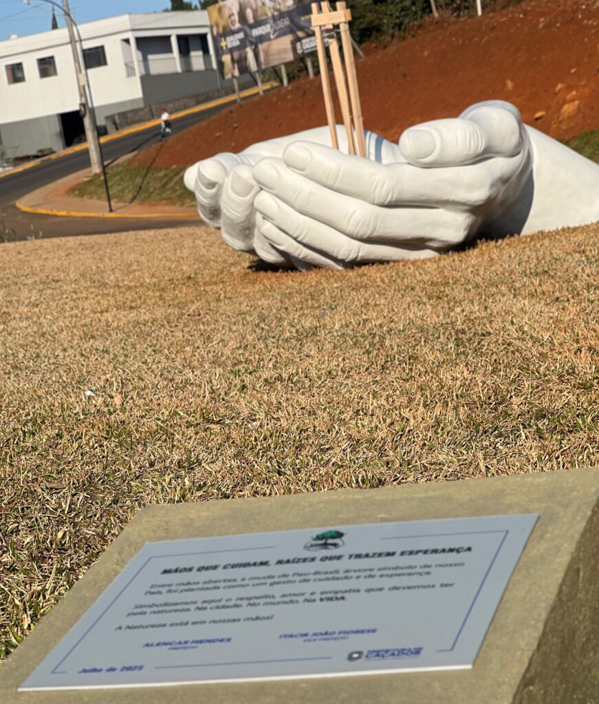 Parque Linear: Prefeitura de Caçador entrega Monumento “Mãos que Cuidam” 3 linear3