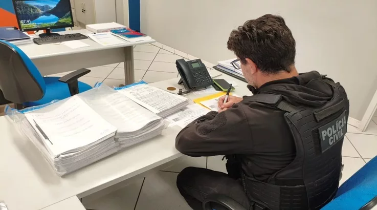 Polícia Civil deflagra operação contra fraudes em licitações e corrupção em Lebon Régis 15 7