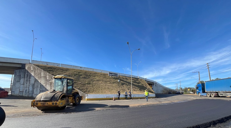 Prefeitura realiza melhorias em vias públicas da cidade 1 elevado