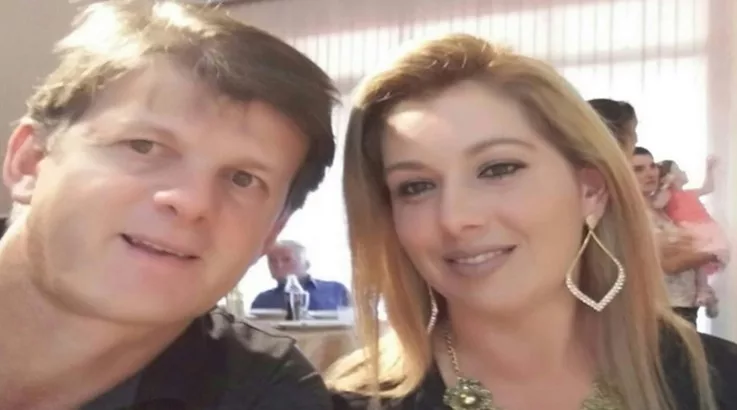 Mulher que matou o marido e escondeu o corpo no freezer é condenada a 20 anos de prisão 7 juri5