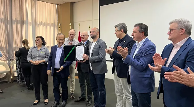 Governo de SC anuncia investimentos em infraestrutura, aeroporto e saúde 1 visita