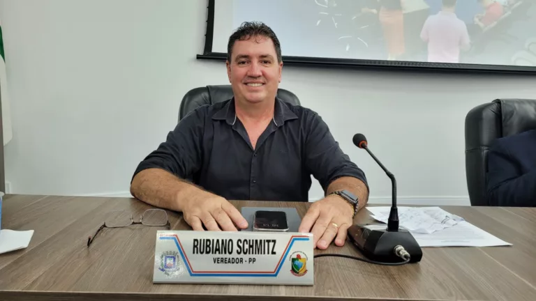 Câmara recebe projeto que reestrutura cargos do Magistério Municipal de Caçador Rubiano