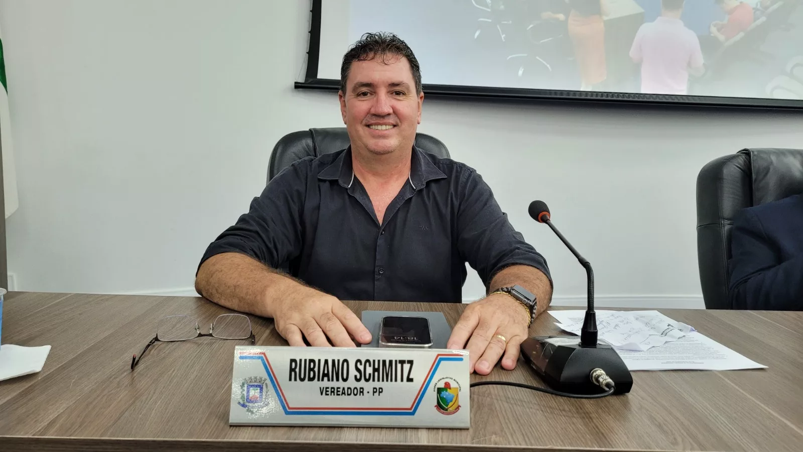 Câmara recebe projeto que reestrutura cargos do Magistério Municipal de Caçador 1 Rubiano