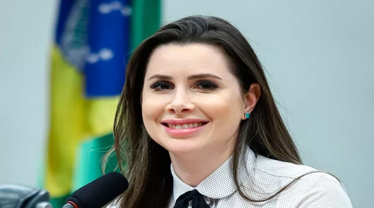 Se for rifada da vaga para o Senado, Carol de Toni fica no PL? 1 Carol
