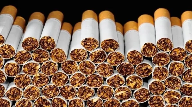 PM flagra veículo com cigarros contrabandeados em Caçador 1 cigarro