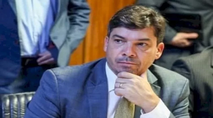 Ex-prefeito de Lebon Régis Douglas Mello se manifesta sobre operação policial Douglas