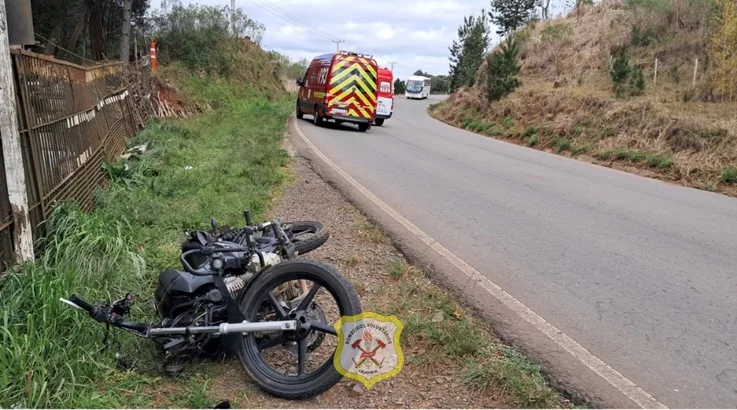Caçador: Motociclista sofre ferimentos graves em acidente na rodovia Victório Polleto 1 moto