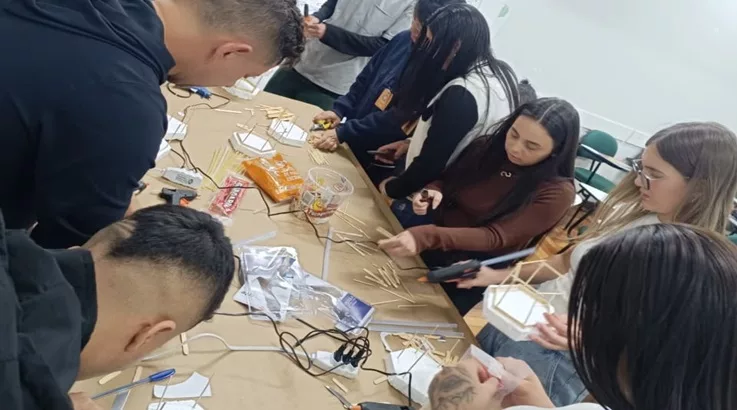 Festival das Lanternas: Sesi Caçador ilumina o debate sobre saúde mental com projeto inovador 3 uniarp2 5