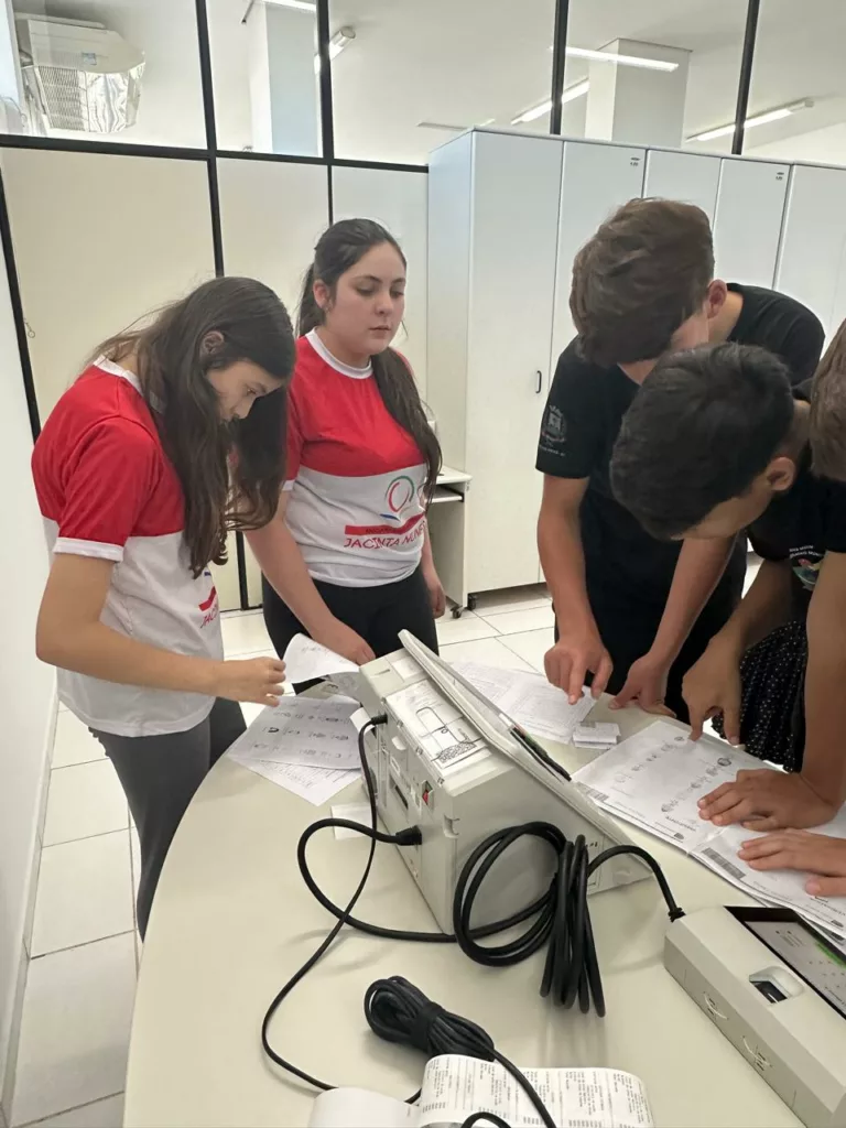 Vereadores mirins de Rio das Antas visitam a justiça eleitoral de Caçador 5 9