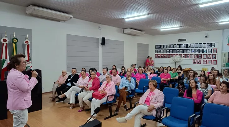 Palestra da RFCC na Câmara de Rio das Antas orienta e emociona 2 IMG 20251027 192159115 HDR