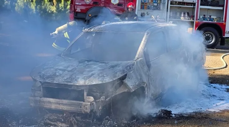 Veículo pega fogo na SC-350 em Caçador 3 fogo2