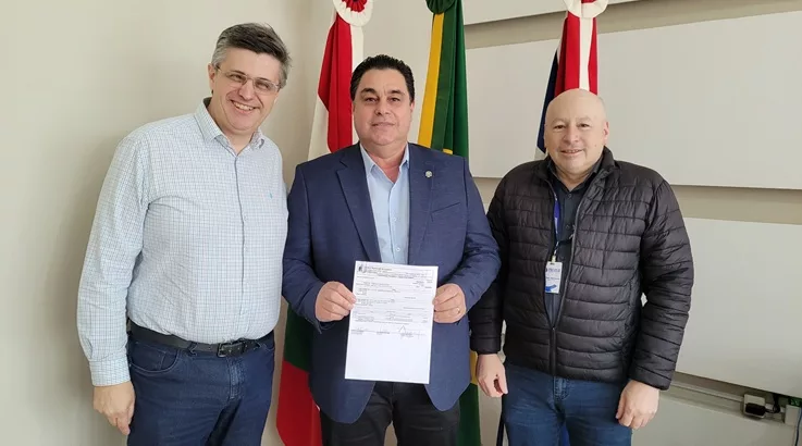 Câmara de Caçador devolve mais R$ 1,5 milhão ao Executivo 1 trio