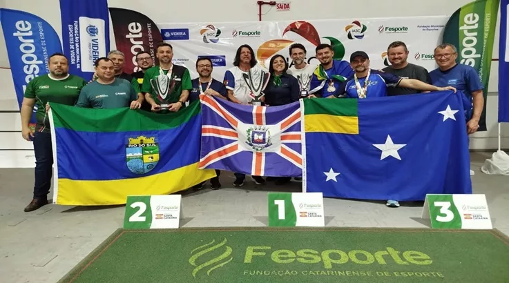 Caçador é campeão geral regional do Jasc 2025 5 trofeu6