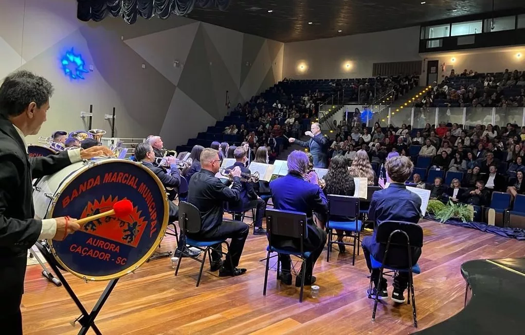 Banda Sinfônica Aurora apresenta concerto "Greatest Hits" 2 banda