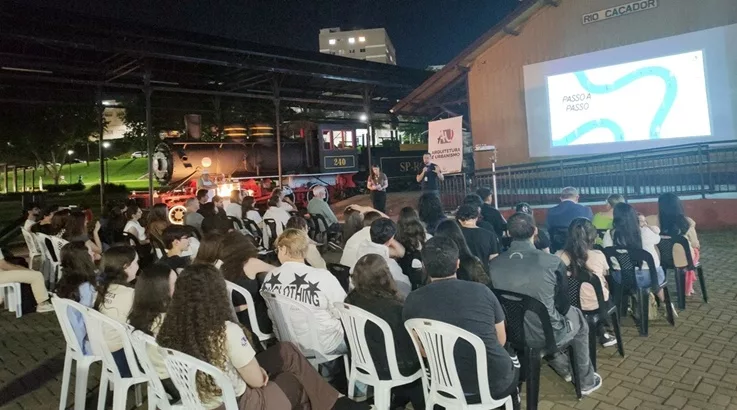 Estudantes apresentam propostas para transformar a Avenida Barão do Rio Branco 1 reunião