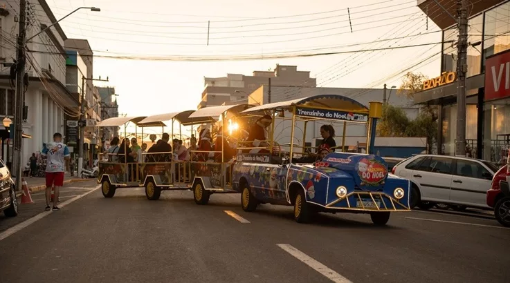 Atrações do Natal Cultural da CDL retornam nesta quinta-feira em Caçador 3 cdl2